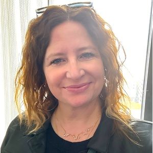 Meet your Posher, Lisa